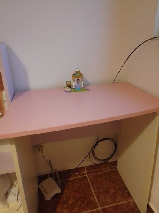 Запазен комплект за детска стая