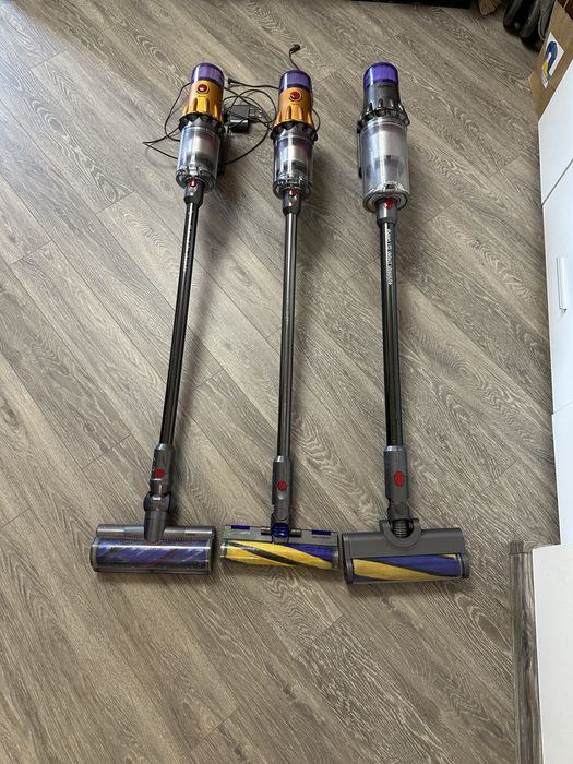 Вертикални прахосмукачки Dyson V11,V12