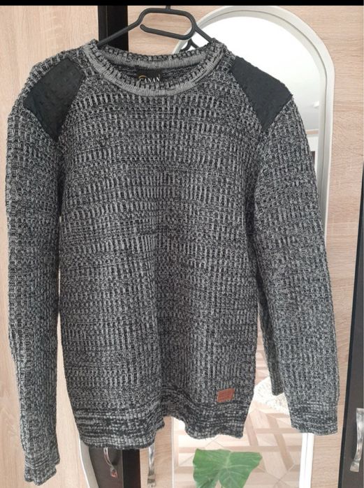 Pulover elastic tricotat