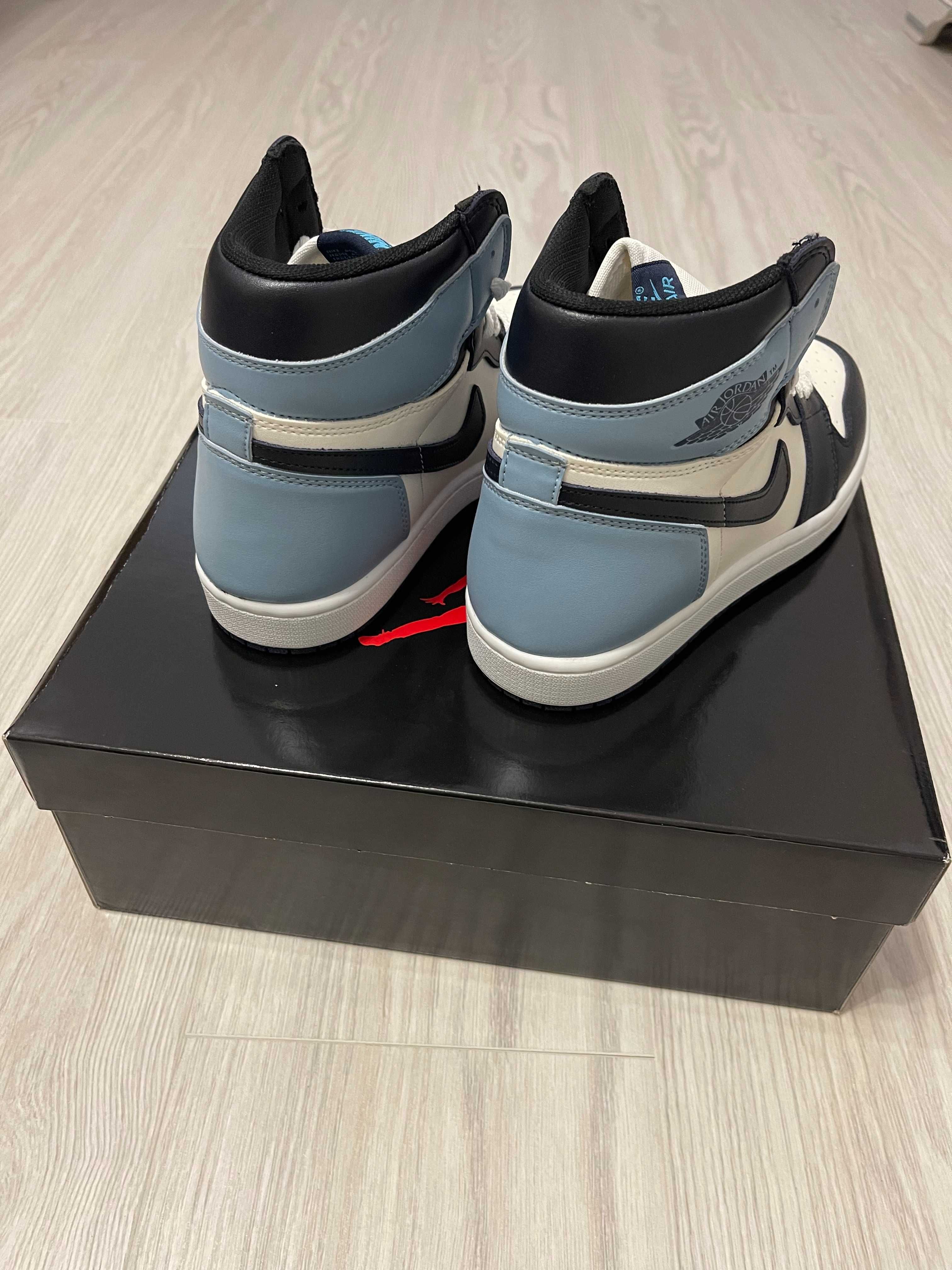 Adidasi Nike Air Jordan 1 Retro High OG Obsidian /University Blue NOI