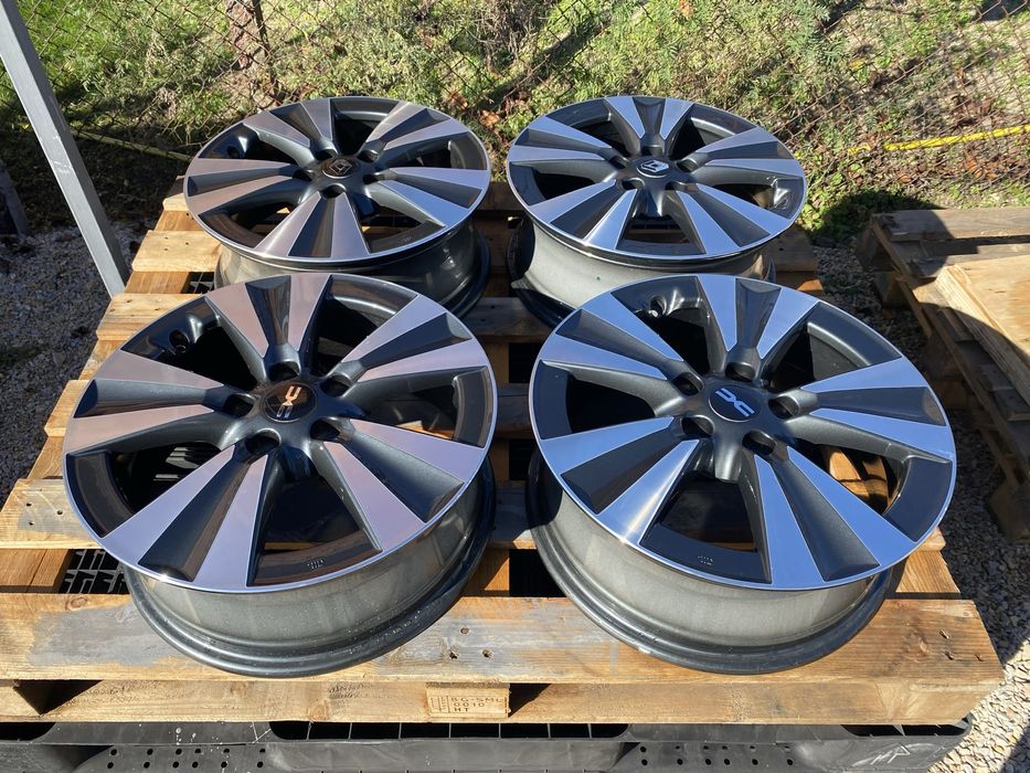 17 цола 5 х 114.3 мм Дачия Дъстър , Dacia Duster , Рено , Renaut