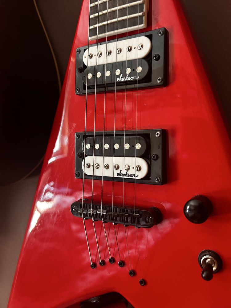 Jackson JS32 T King V