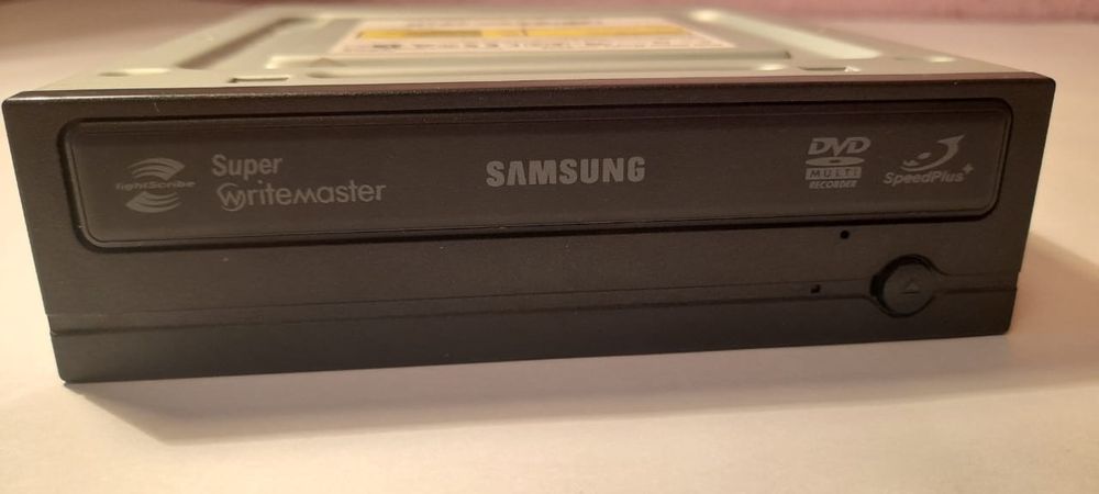 Продам DVD дисковод. Новый. За 4000-тг.