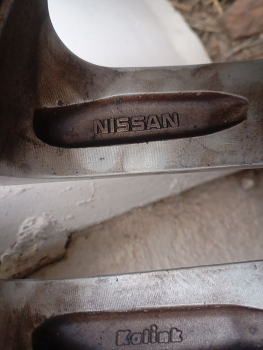 Оригинални Джанти Nisan 17"