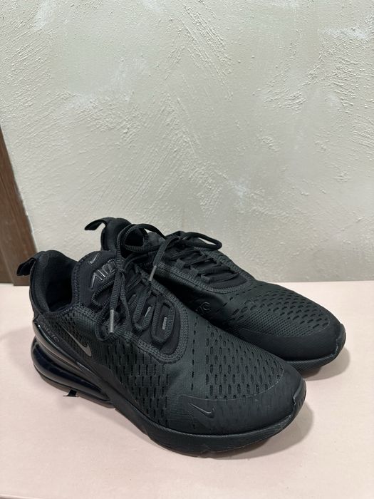 Nike Air Max 270