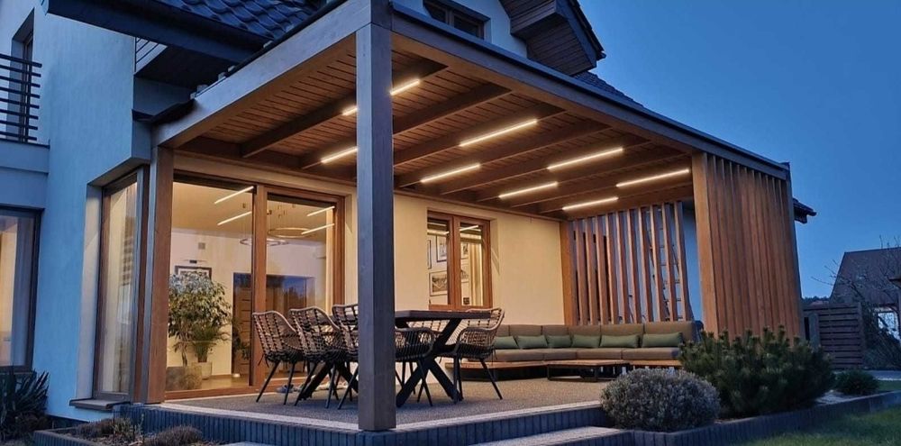 Executam  foișoare moderne