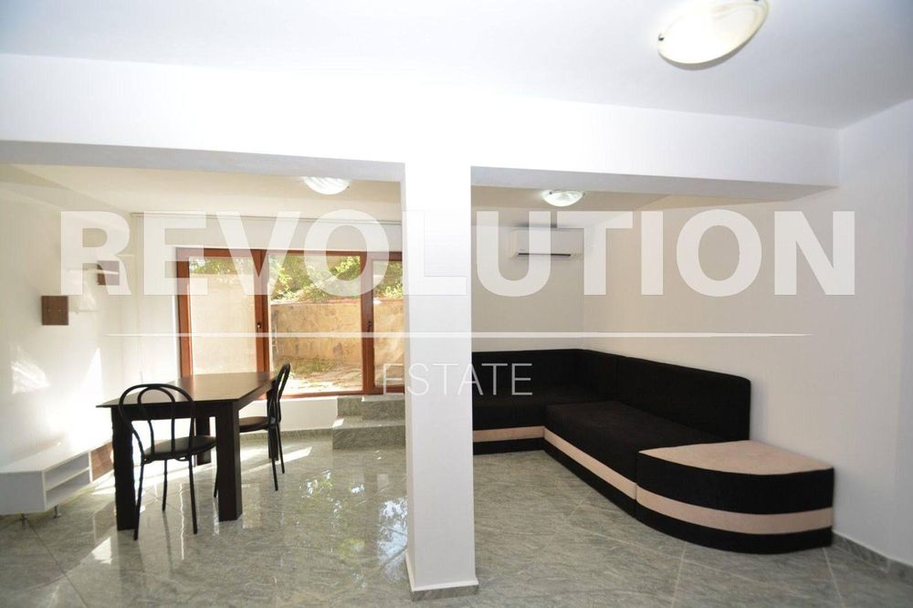 Дава се под наем Двустаен апартамент в Варна, Левски - 52 кв.м за 450 € - Снимка #1