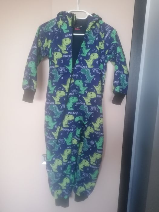 Salopetă impermeabilă mărime 128