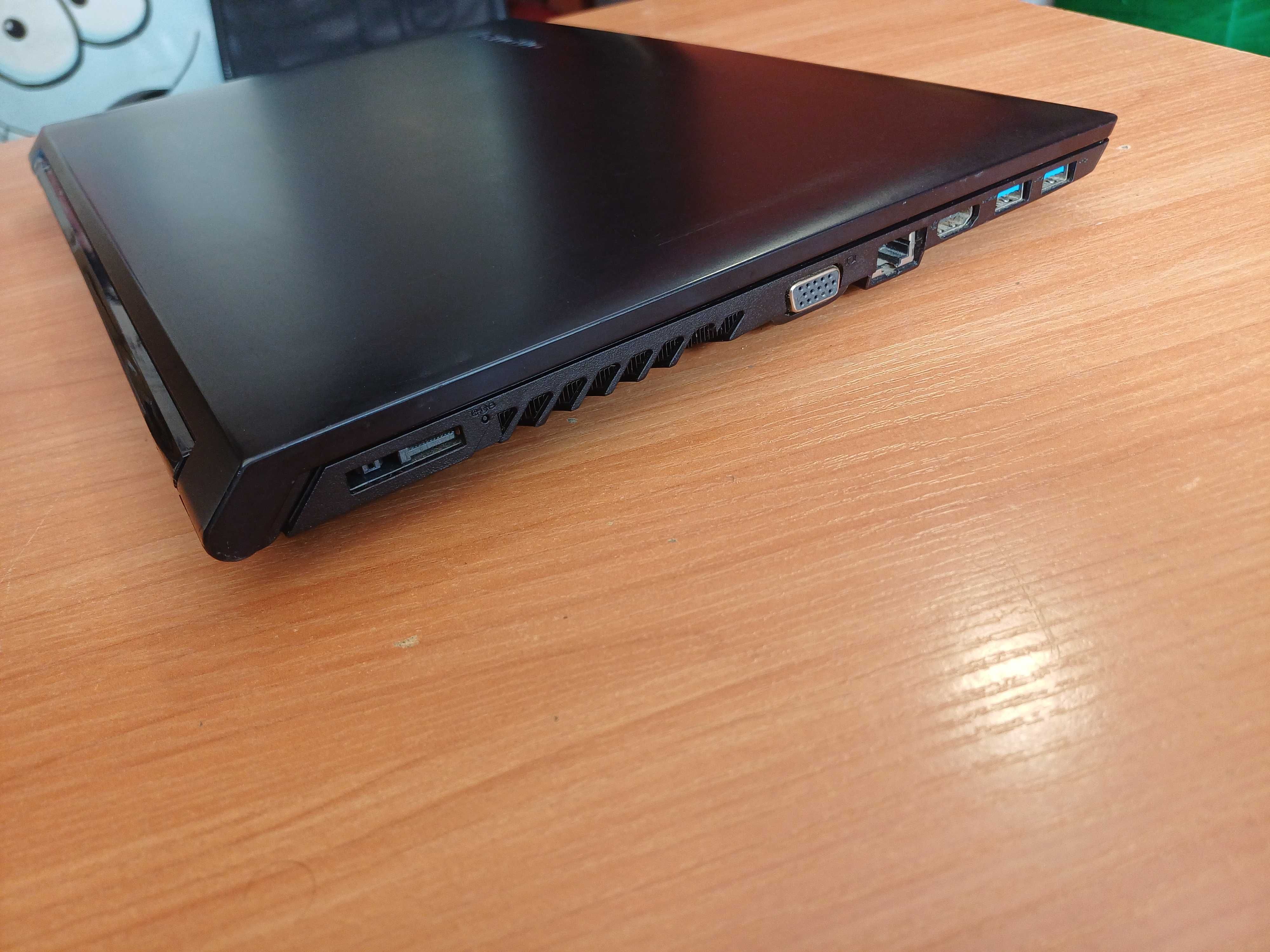 15.6'FullHD Lenovo™i3-4th/8GB Ram/AMD Radeon R5 - 2GB/500GB