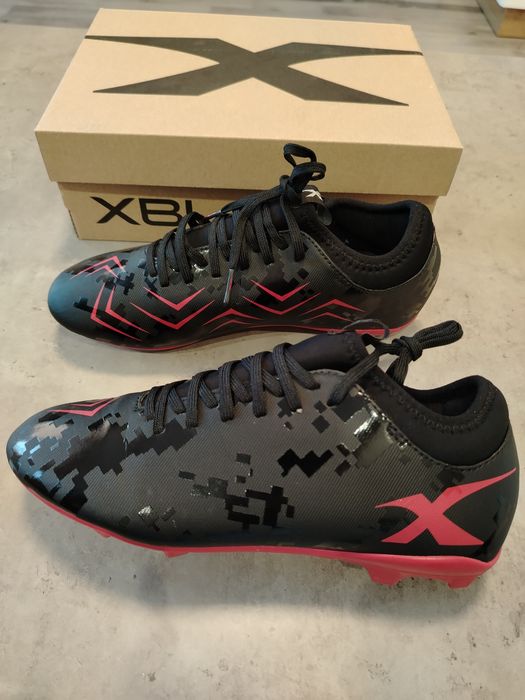 Маратонки за футбол