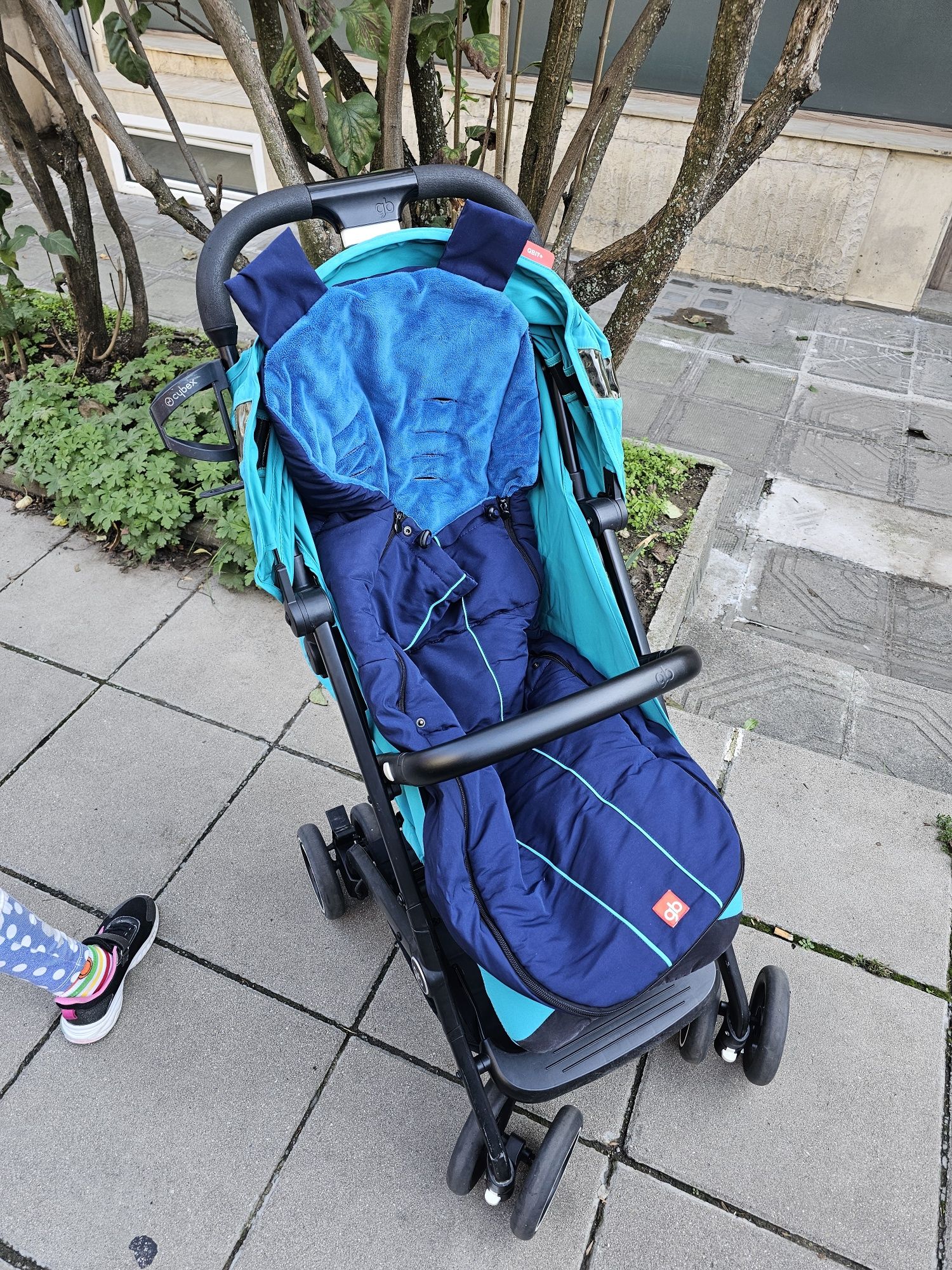 Бебешка количка GoodBaby GB Qbit+ с кош за новородено. Използвана.