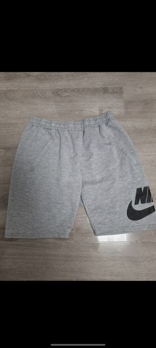 pantaloni nike gri
