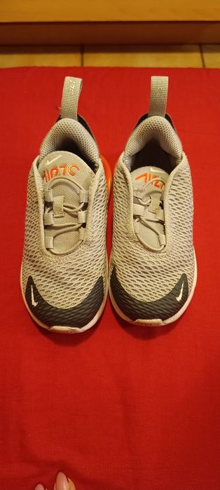 Adidași Nike măsură 24