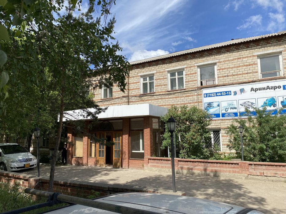Офис 20 м.кв. 40т. тг. Кокшетау, ул.Алатау 1, напротив Филармонии.