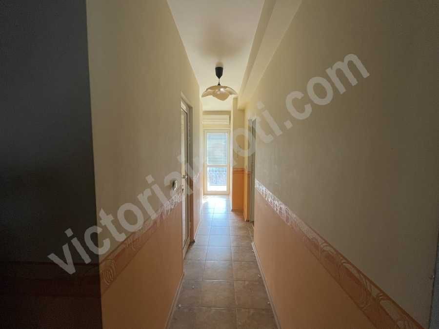 Продава се Къща в Велико Търново, Промишлена зона - Запад - 360 кв.м за 1000 €/кв.м - Снимка #2