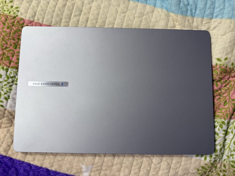 ASUS ExpertBook ноутбук как новый
