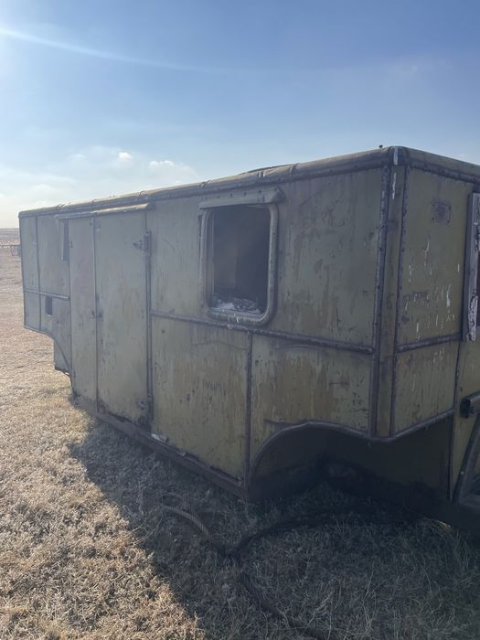 Продам металлический кунг будка