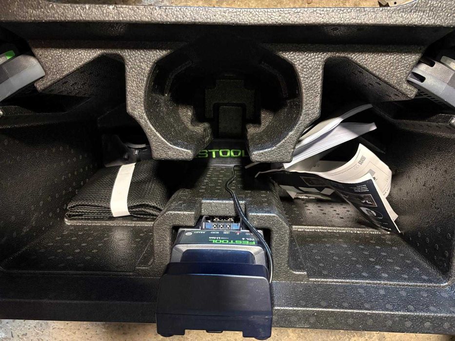 Vând ham festool