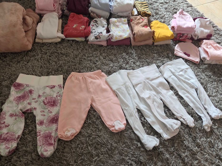 Голям лот бебешки дрешки за момиче