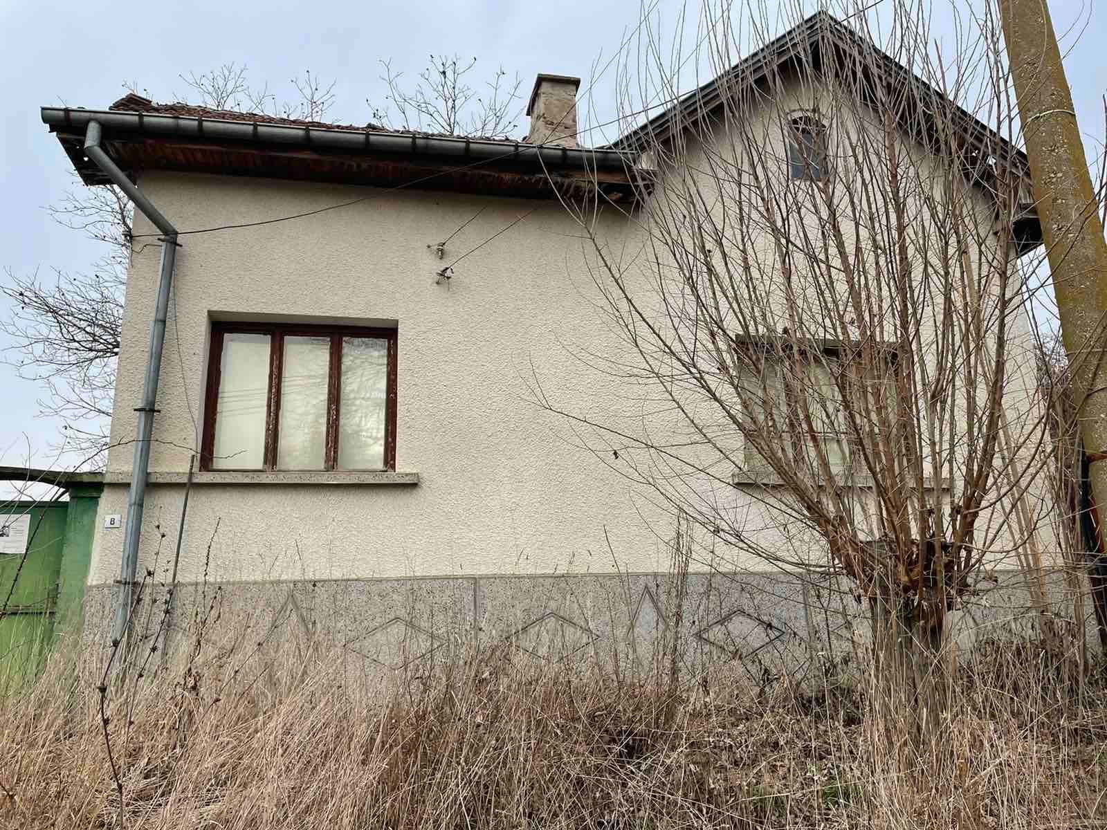 Къща в С.Липница (Враца, общ. Мизия)