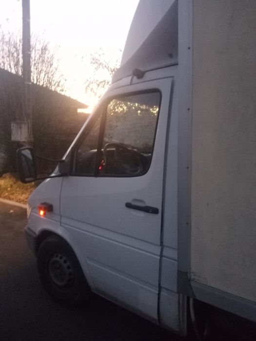 Продавам Мерцедес Спринтер