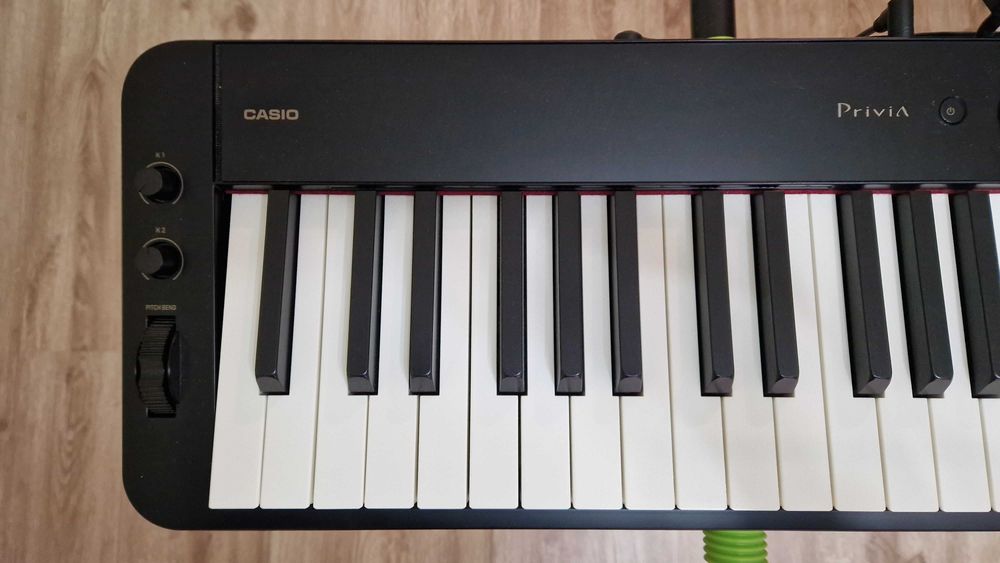 Дигитално пиано Casio Privia PX-S3100 със стойка