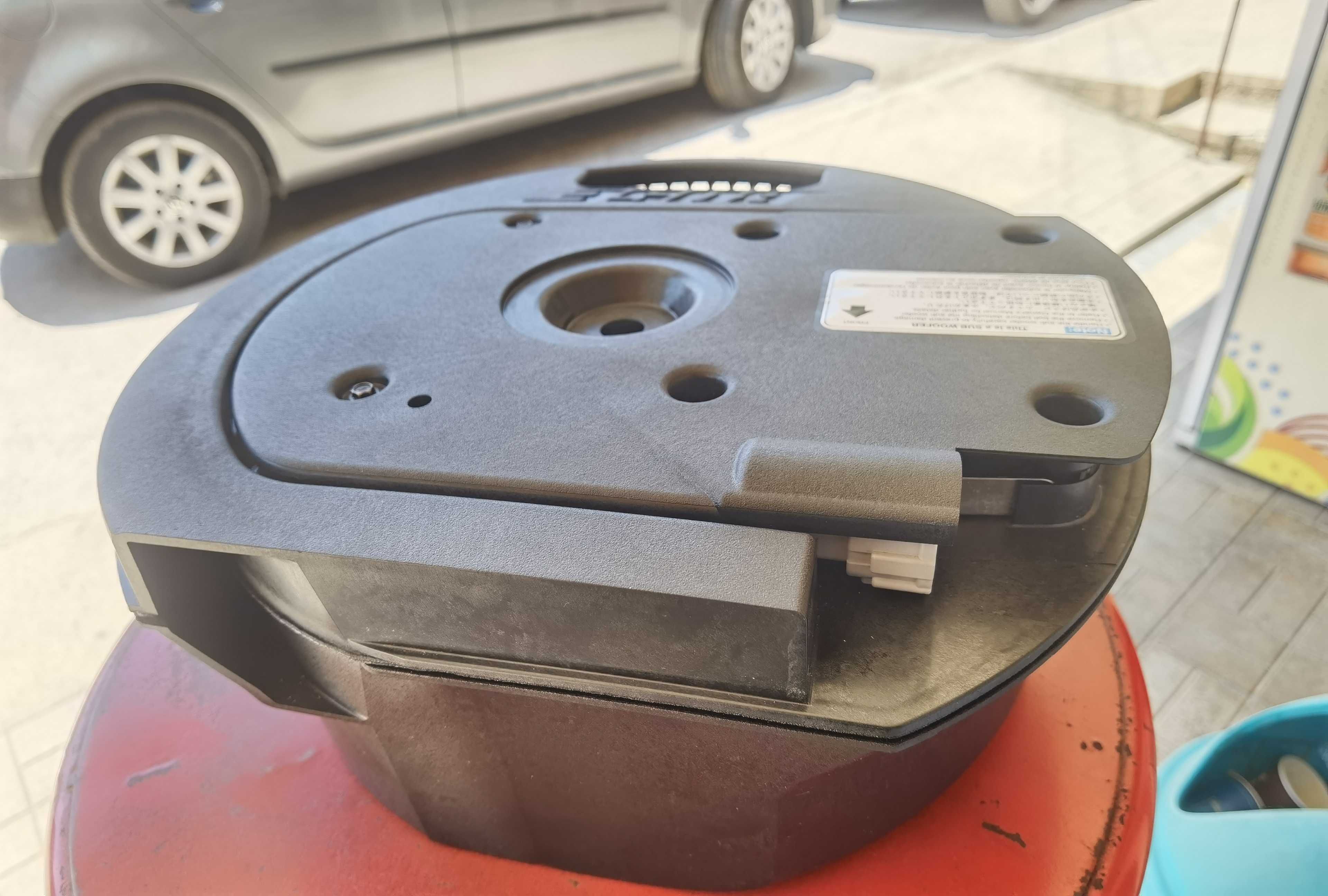 Пасивен субуфер BOSE 28170-JD65A от Nissan(оригинален)