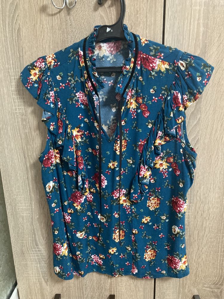 Нова блуза на цветя, S размер, лятна блуза, топ, нов потник, Vero Moda