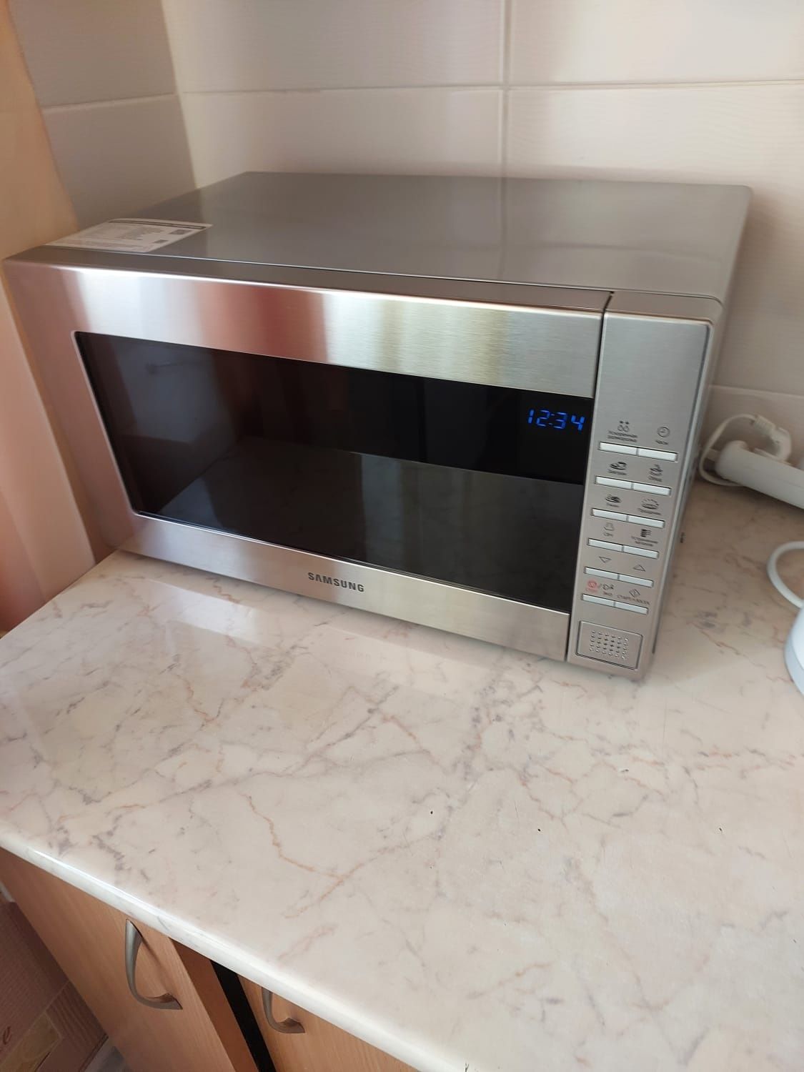 Продам Микроволновку