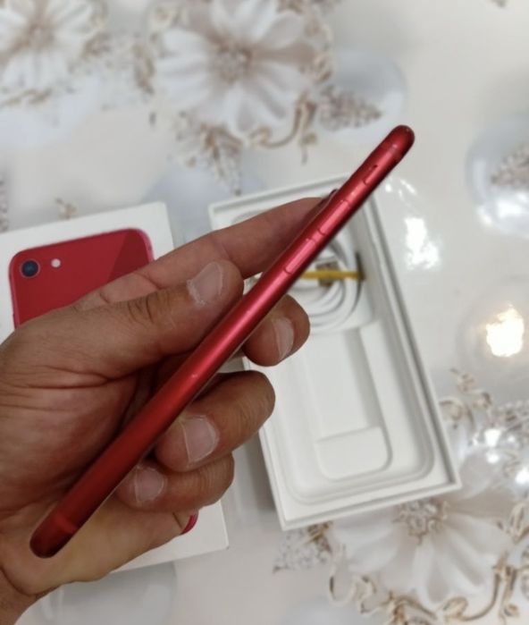 Iphone 8 red 64 gb