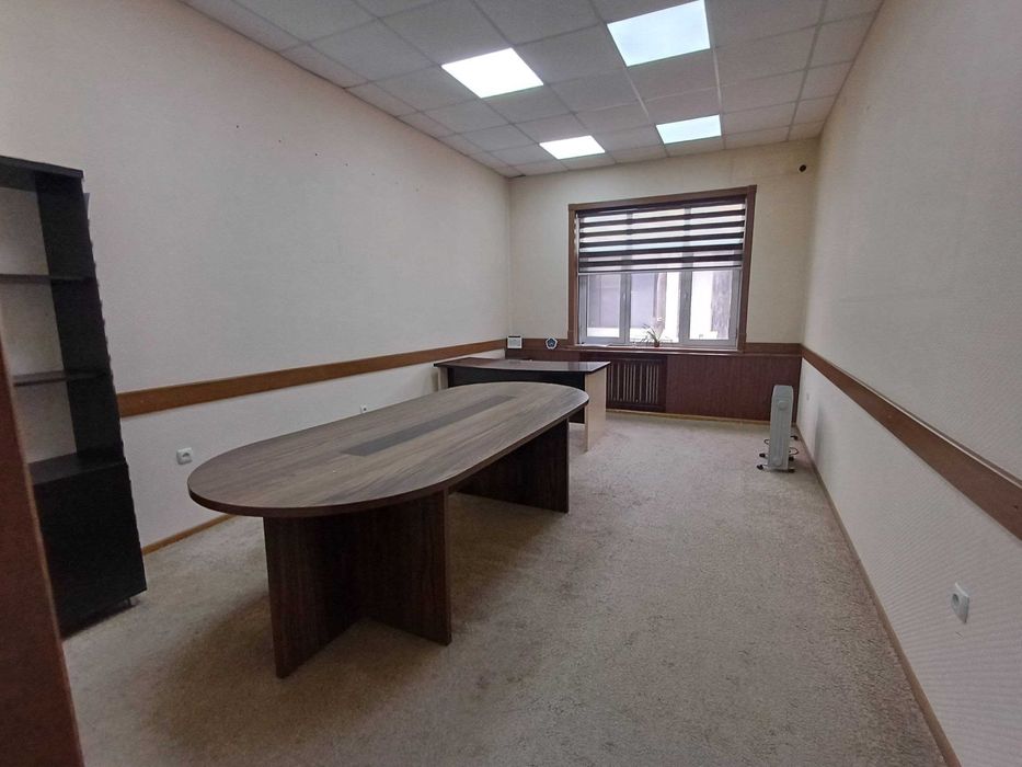 Продаю здание
Феруза массив
1,500 м2
2 этажа
36 соток