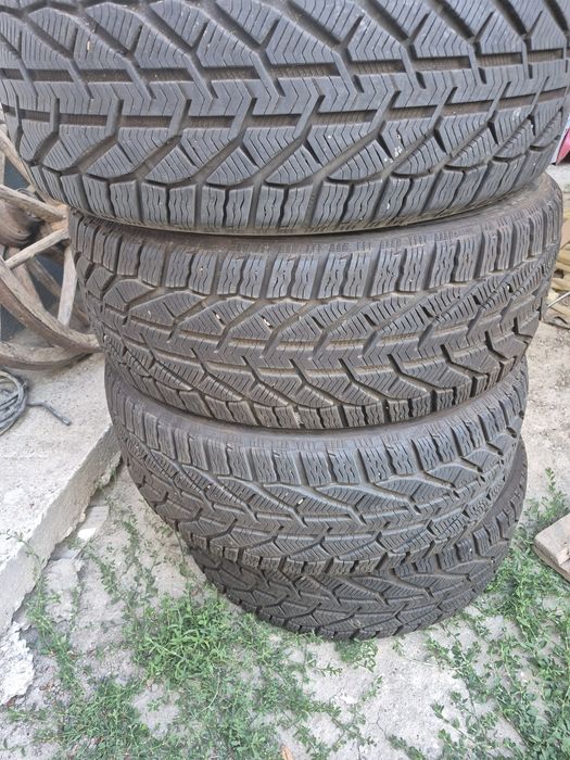 De vânzare 255 55 r19