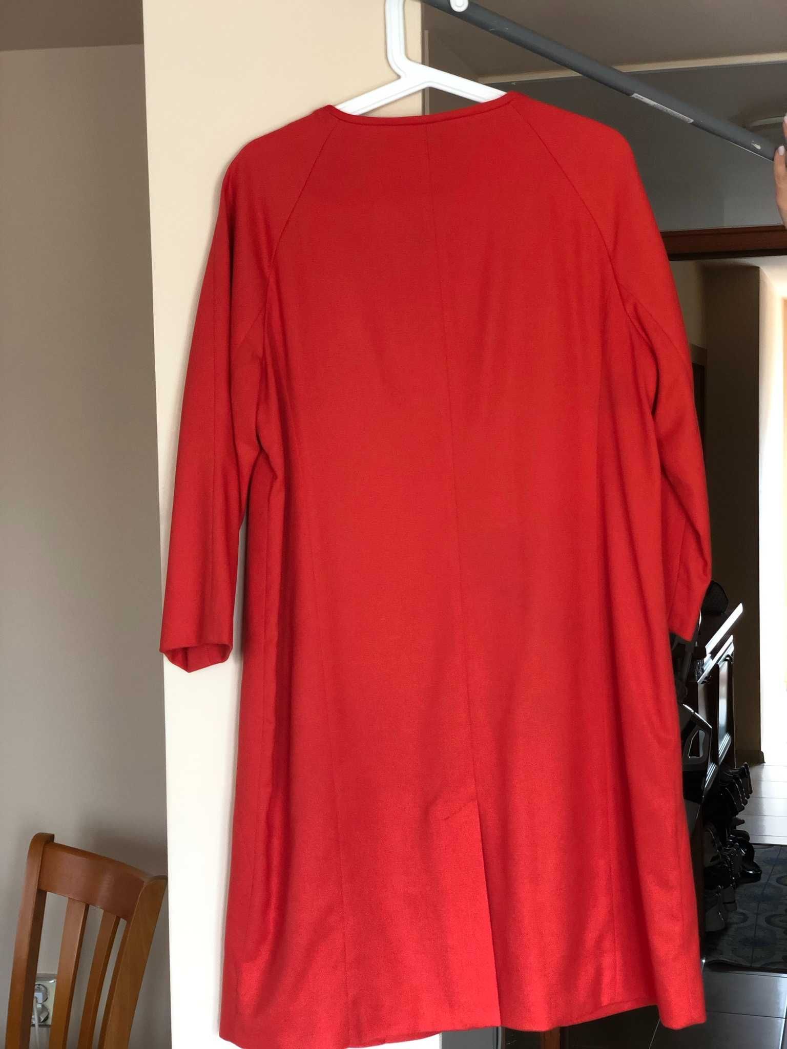 Елегантна червена рокля David Lawrence