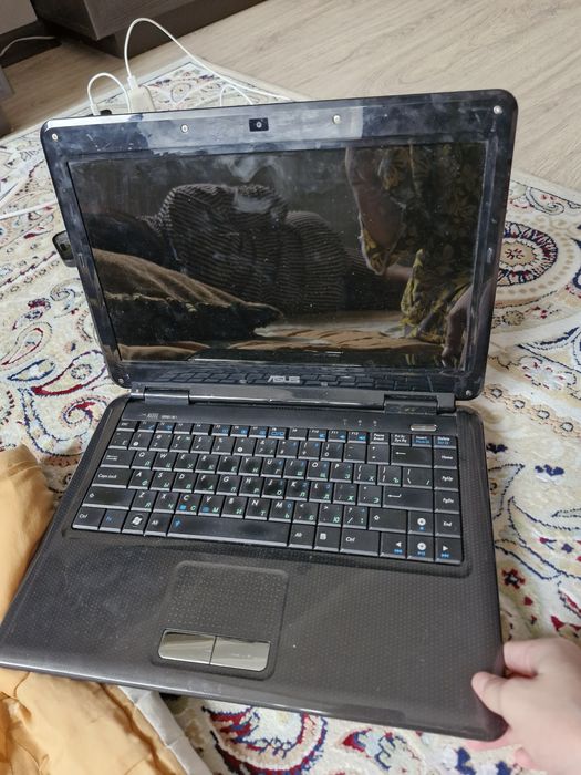 Ноутбук хорошо работает