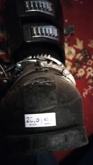 Vând clapari mărimea 43,5