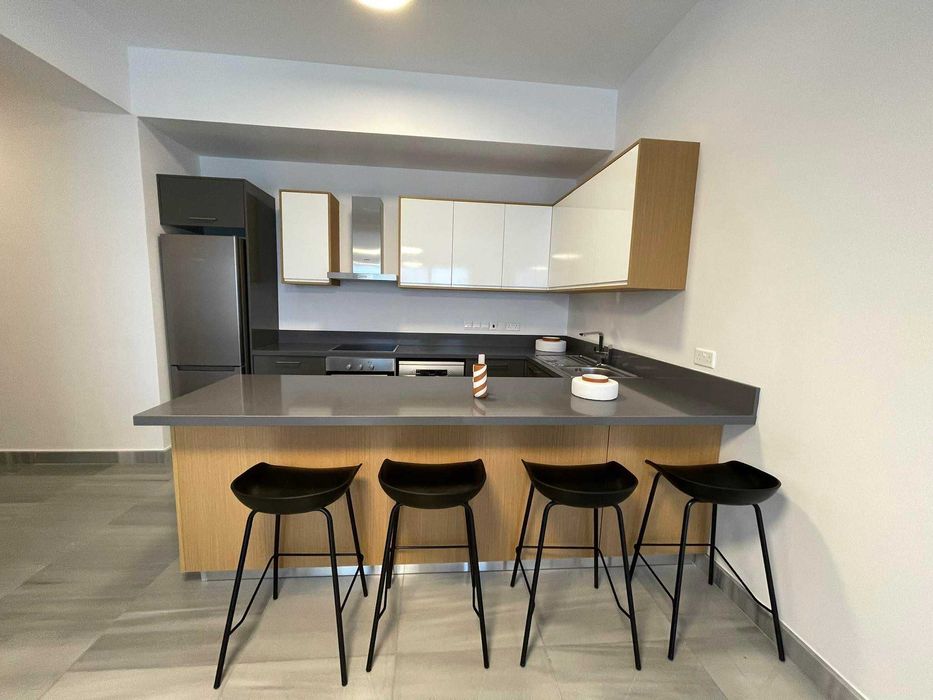 Дава се под наем Двустаен апартамент в София, Център - 55 кв.м за 408 € - Снимка #2