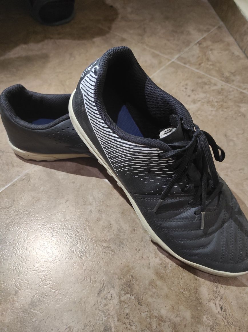 Обувки за футбол agility 100 tf, твърд терен, черно/бяло 44номер