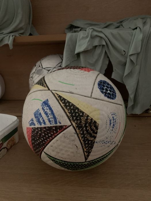 Топка Adidas  2024 official match ball !!!