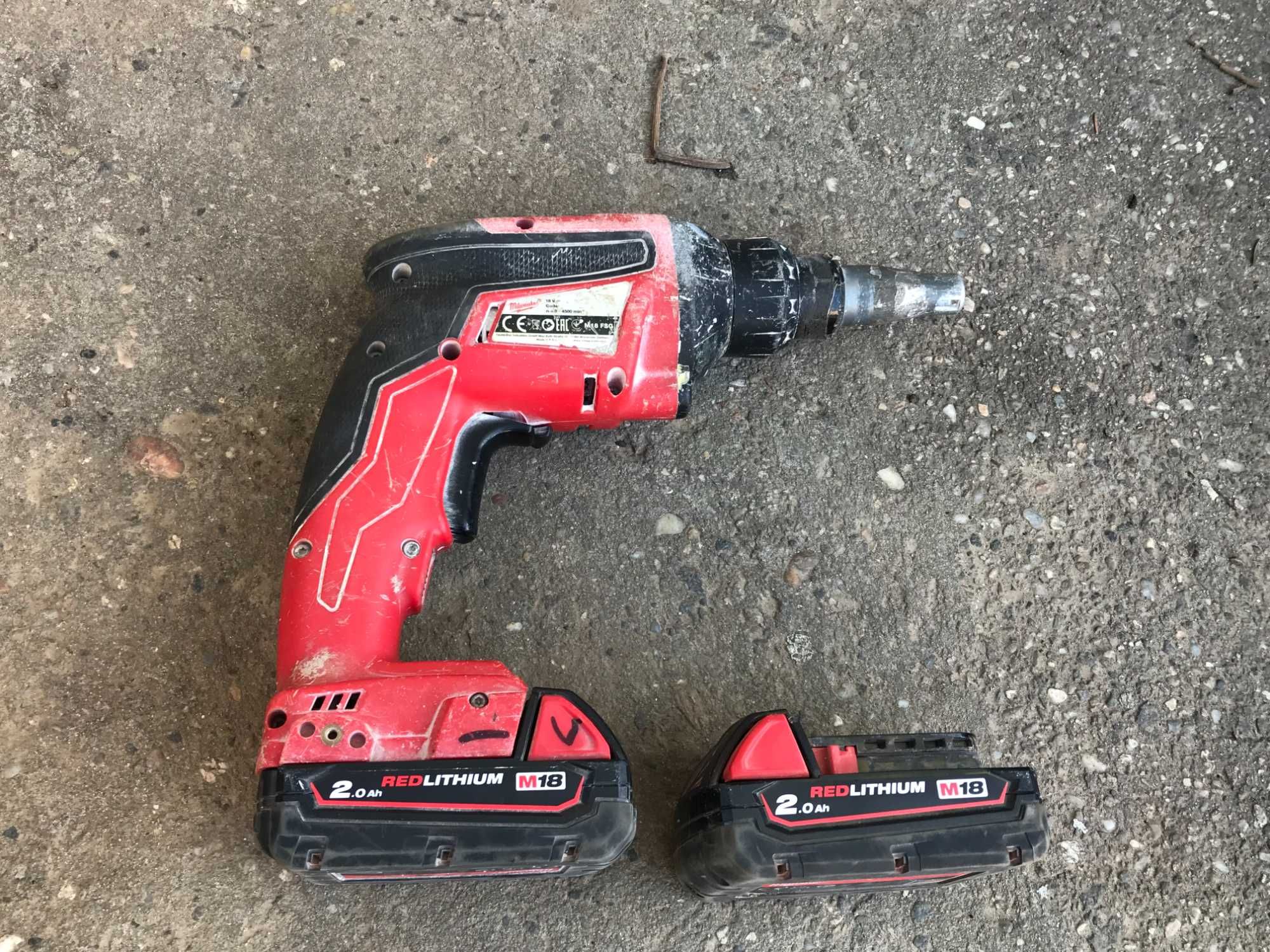 Filetanta masina insurubat rigips Milwaukee M 18 FSG