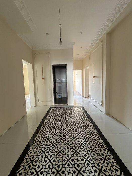 Kvartira продается 3/2/7 на жк Abu Dabi