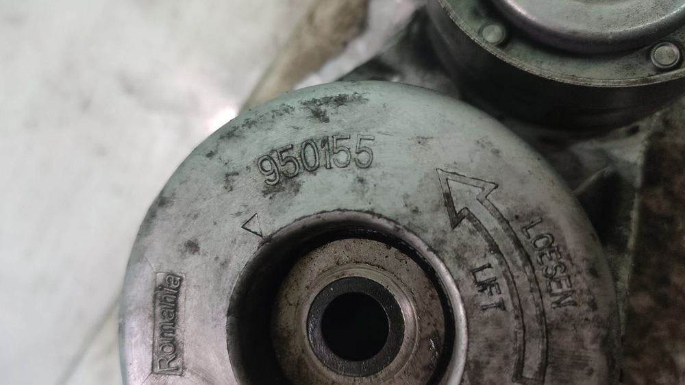 Intinzator curea distributie 3.0 cdi om642 v6 950155 Mercedes-Benz CL