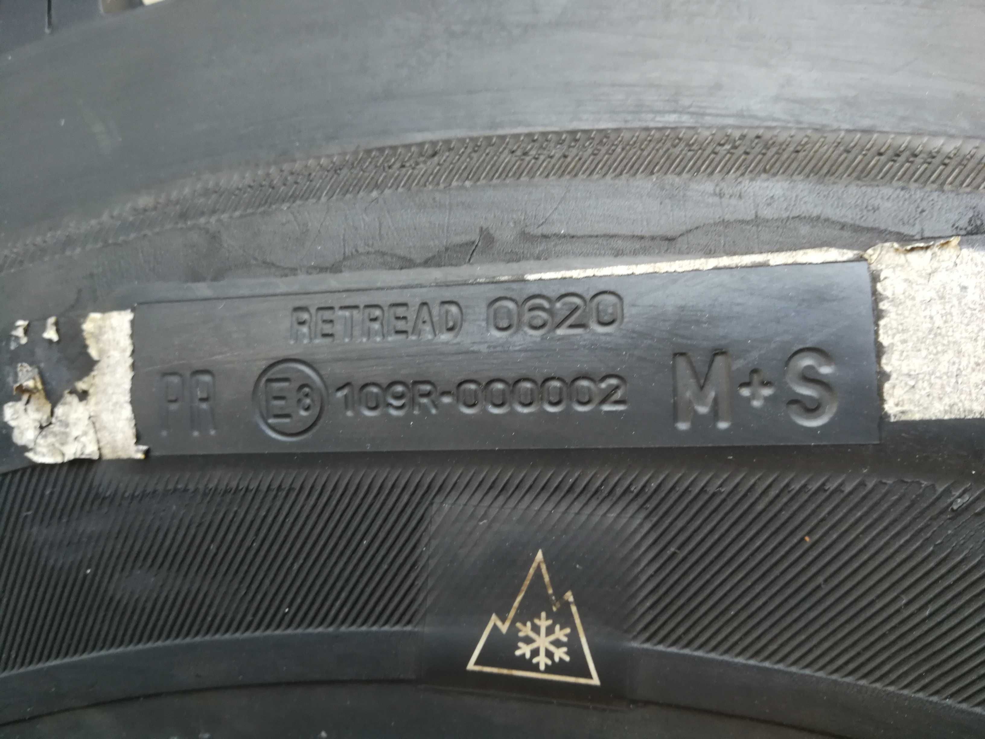 4 тежкотоварни гуми Нов-Регенерат R19.5 305/70 148/145M M+S Germany