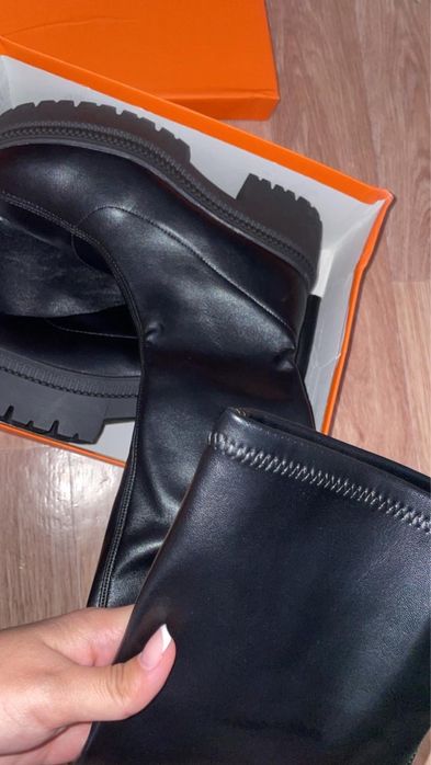 Размер 37, 20 000 тг