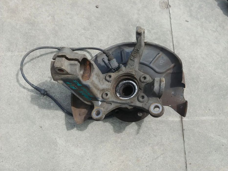 fuzeta dreapta fata vw caddy 3 1.9 tdi bls