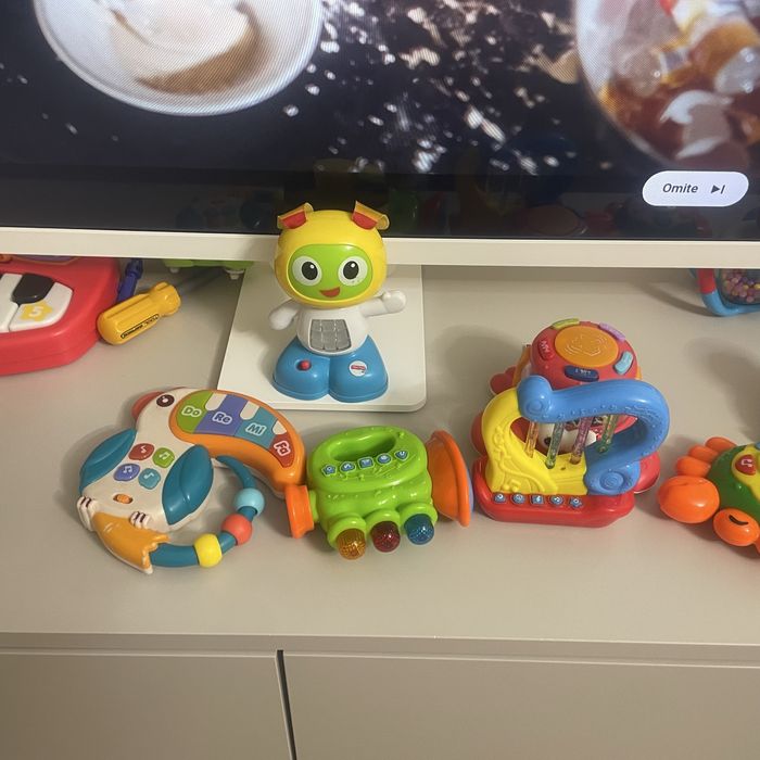 Lot jucari fhisher price, chico si alte mărci  ,se pot vinde si separa