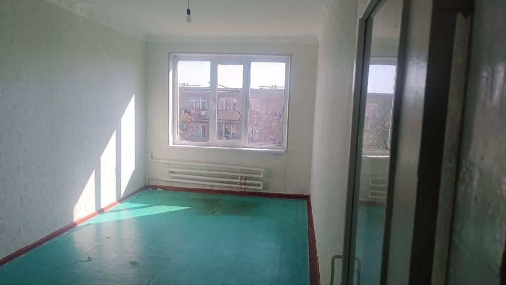 2 хонали квартира сотилади,7мкр. Ориентир Корзинка супермаркет