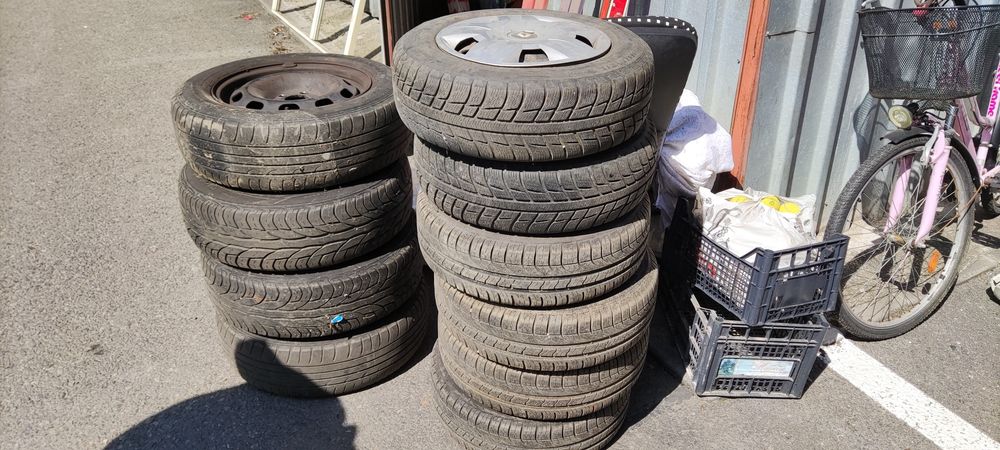 Vând jante de 15 și 13 inch