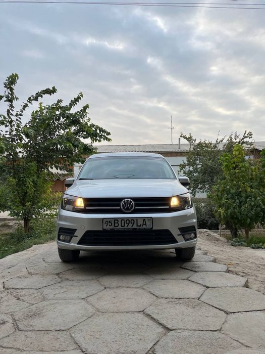 Volkswagen Caddy sotiladi