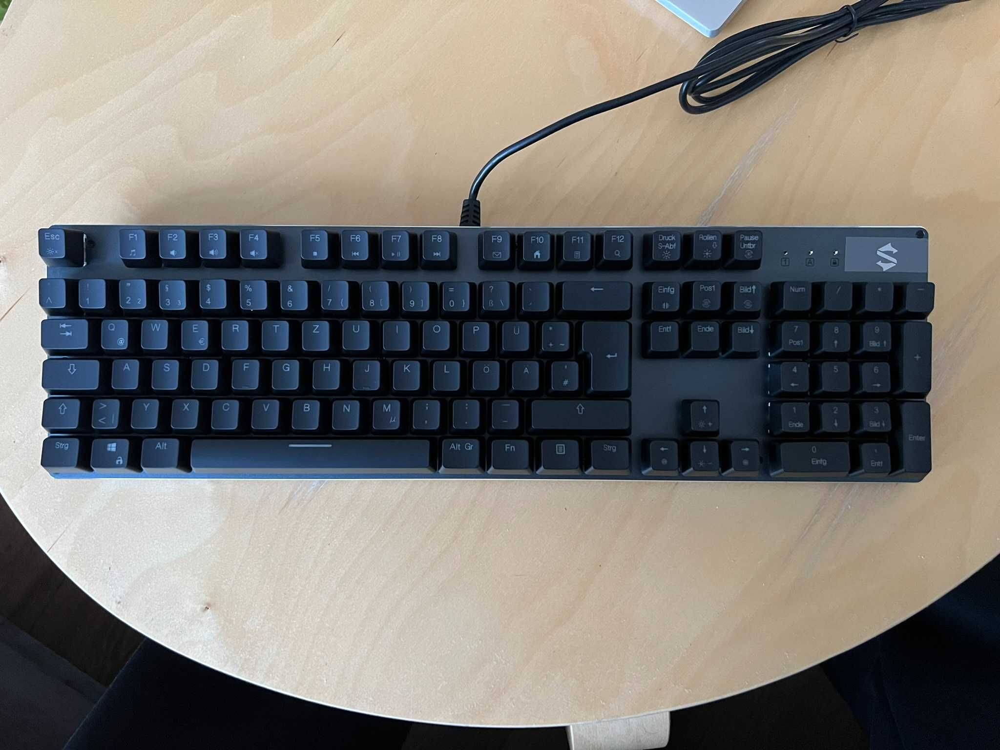 Геймърска Клавиатура Black Shark с подсветка