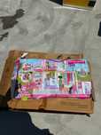 Set de joaca Barbie - Casa Malibu, cu 25 accesorii Sigilata